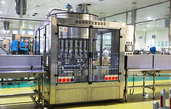 智能灌裝機(jī)